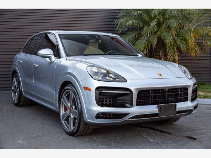 Thumbnail Photo undefined for 2021 Porsche Cayenne GTS